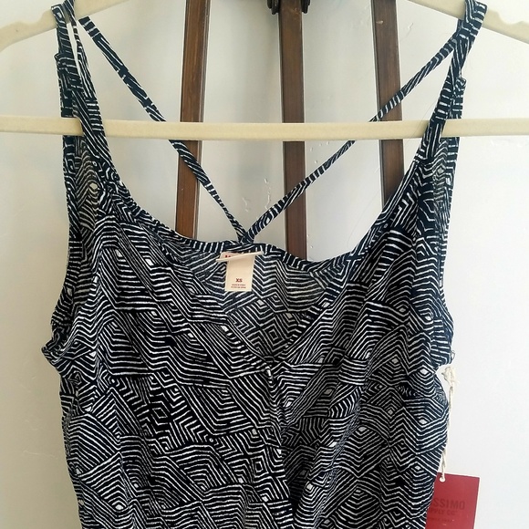 Patterned Top - Picture 1 of 5